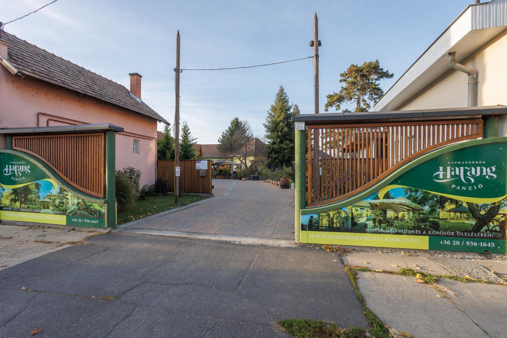 Harang Panzio Bed & Breakfast Gyomaendrod Exterior photo